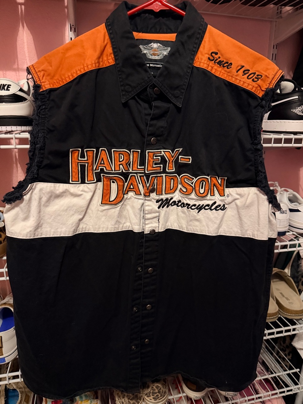 Harley Davidson sleeveless, snap shirt - perfect for riding!